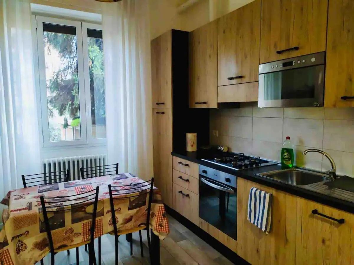 Domus Liviae Acomodação com café da manhã Milão Exterior foto